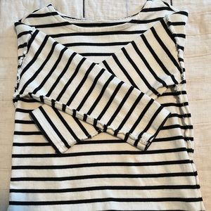 Madewell 3/4 sleeve black and white striped top.